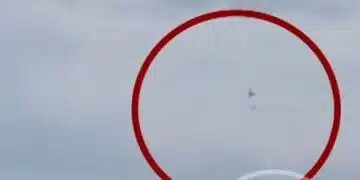 Заснети любителски кадри показват падането на самолета край Граф Игнатиево 4