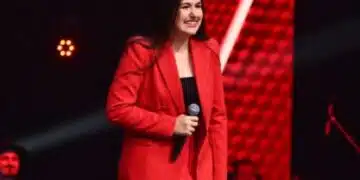 Младо момиче спря дъха на всички в "Гласът на България" 8