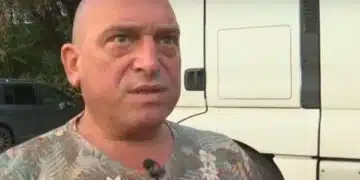 Абсурдна ситуация с професионален шофьор: у нас искат да му отнемат категорията за тир, заради протеза 1
