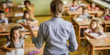 Ново предложение за учителските заплати: да бъдат със 150% над средната заплата у нас 4