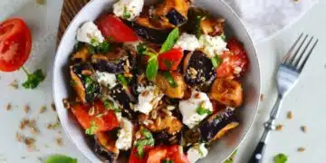 Вкусна салата от домати и патладжани (Рецепта) 8
