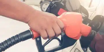 Ето как да спестите сума пари при зареждане от бензиностанция 8