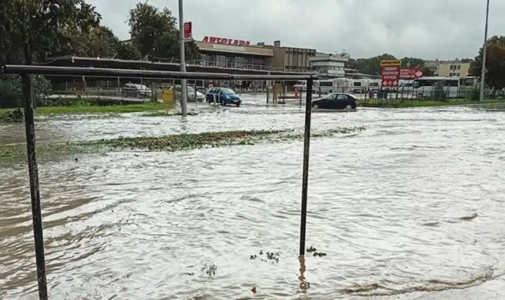 Пореден град у нас е под вода 1
