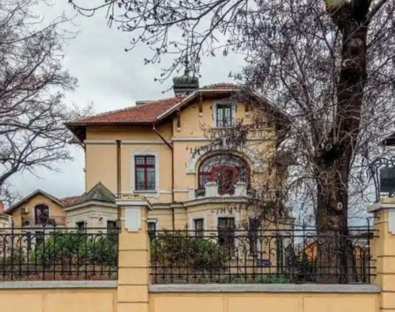 Малцина знаят, че едни от най-красивите постройки в столицата ни са дело на дядото на Кирил Маричков СНИМКИ 4