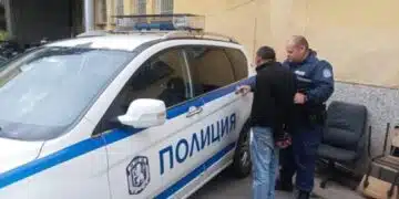 В Елин Пелин арестуваха четирима за купуване на гласове 3