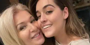 Баба Гала с първи думи за бебето 9