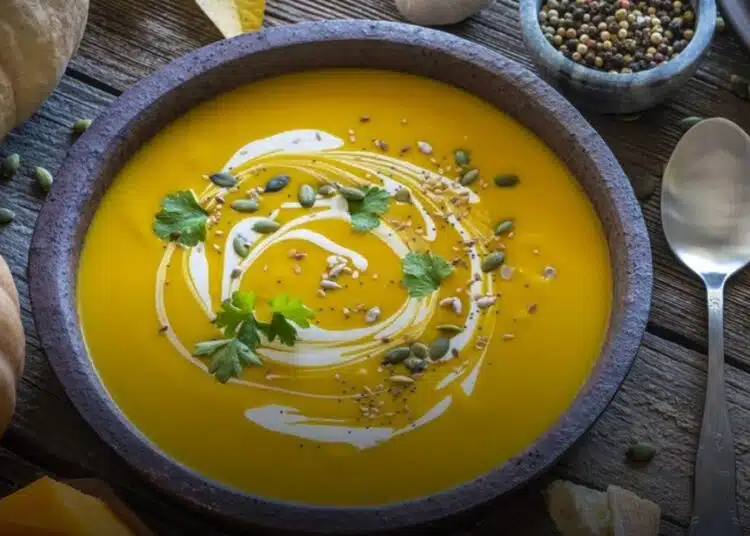 Става уникална: лесна и вкусна крем супа с бекон (Рецепта) 1