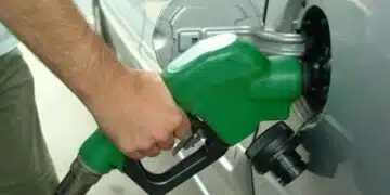 Механик от дълги години каза защо няма смисъл да пестим гориво по този начин 1