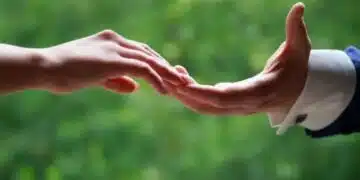 3 признака на тайната влюбеност на мъжа 2