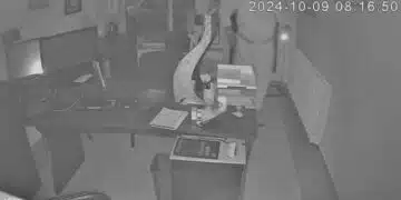 Обраха каса на „Изипей“ в столицата – всичко е заснето на камера! 1