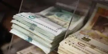 Проучване посочи за какво най-вече спестяват българите, ето данните: 6