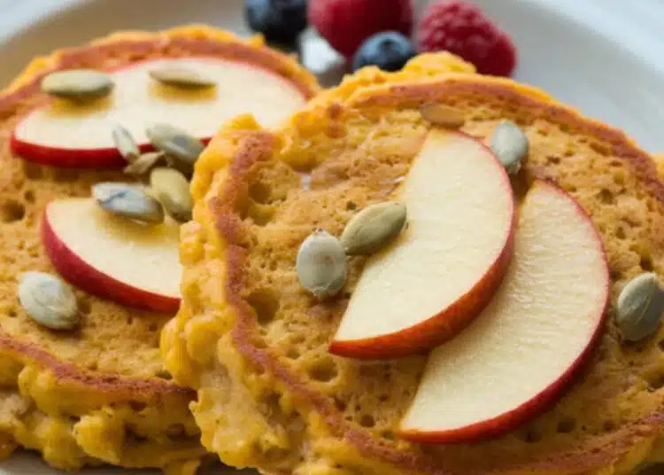 Плодова вкусотия за закуска за няколко минути: ярки есенни палачинки 1