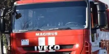 Едно денонощие, 50 пожара: възрастен мъж загина, синът му е ранен в пламъци край Силистра 1