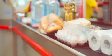 Във Велико Търново момченце нямаше пари да си плати сметката в магазин, но се случи нещо, което трогна цялата мрежа 8