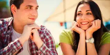 7 очарователни начина да накарате мъж да ви покани на среща 1