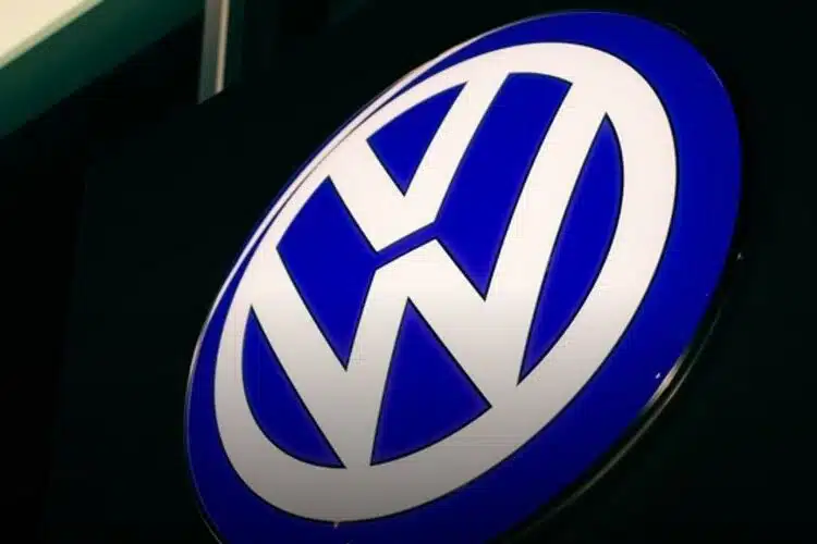 В Германия Volkswagen затваря най-малко три завода: причината 1