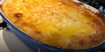 С кое мляко е по-добре да за правим заливка за мусака прясно или кисело? 14