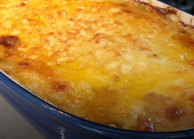 С кое мляко е по-добре да за правим заливка за мусака прясно или кисело? 1 С кое мляко е по-добре да за правим заливка за мусака прясно или кисело? 1