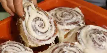 Моя рецепта: сочни и вкусни "фигурки" за всяка сутрин, заляти с глазура 1