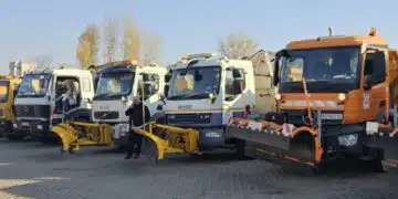 През зимните дни 89 машини са в готовност да чистят град Пловдив (Снимка) 15