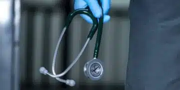 Дежурният фелдшер е уволнен заради бебето, което стана звездичка в линейка 3