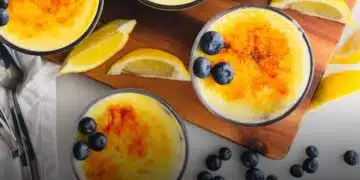 За всички, които постят: бърз и вкусен десерт с мед и грис (Рецепта) 7