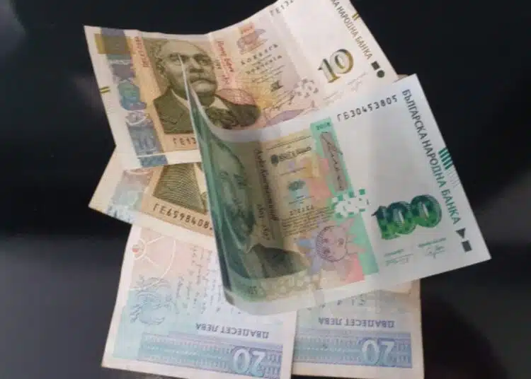 Изследване заключи, че хора в сферата на изкуството с 20 годишен стаж взимат по 1000 лева пенсия на месец 1