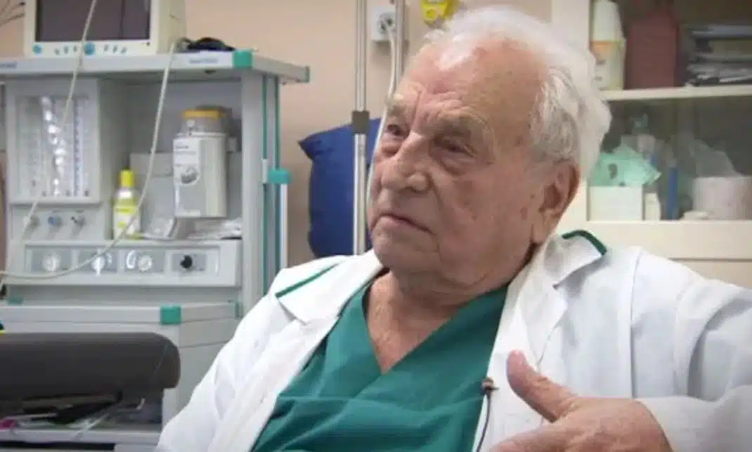Тъжна вест: Отиде си един от най-обичаните лекари в страната 1