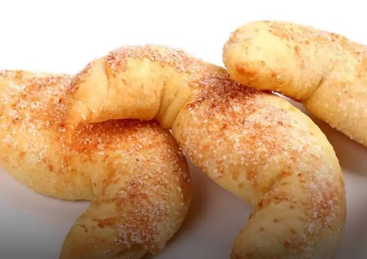За малки и големи: постни кифлички, които стават неземно вкусни 1