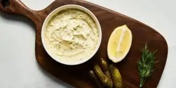 Кремообразен сос от мариновани краставици (Рецепта) 2