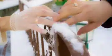 Защо не трябва да карате партньора си да ревнува: 4