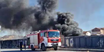 В Шекер махала пламна голям пожар 1