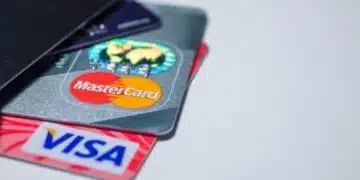 "Виза" и "Мастъркард" подложени на разследване 7