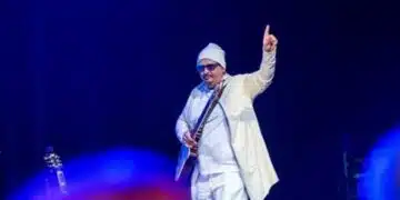 Въпреки загубата, група „Акага“ не отмени своя концерт в Благоевград за посрещането на Новата 2025 година 1