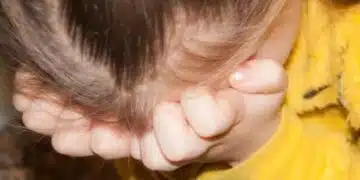 Как да помогнем на детето да преживее развода на родителите си: майката трябва да каже на детето си 3 фрази 10