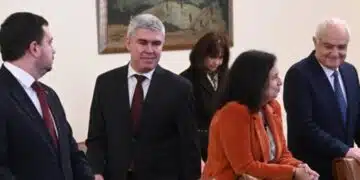 До края на януари 2025 година през НАП и НОИШ 20 хиляди семейства с компенсации заради студа по Коледа 3