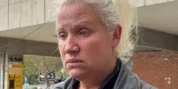 Майката на Митко от Цалапица, чийто живот бе погубен, откровено: Всяка вечер го чакам отвън на масата, сякаш детето ми ще се прибере 4