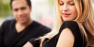 Точка на привличане: накъде гледа мъжът, ако харесва жена? 14