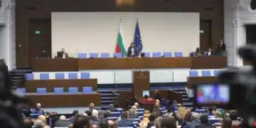 Радостин Василев от МЕЧ стана заместник шеф на парламента, ясни са и другите избрани 4