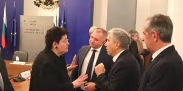 Ново предложение, този път от АИКБ: Да няма минимална пенсия, а всеки да получи това, което заслужава! 4