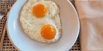 Най-здравословните и най-вредните начини за варене на яйца 1