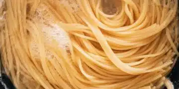 Защо понякога пастата става безвкусна: кулинарна грешка, която италианците никога няма да направят, полезно е да се знае 2