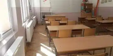 Директорката, която бе заловена с подкуп от 10 хиляди лева е върната на работното си място 1