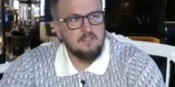 Мениджърът на Усик каза, че Кобрата трябва да изчака поне 2 години за мач с него 2