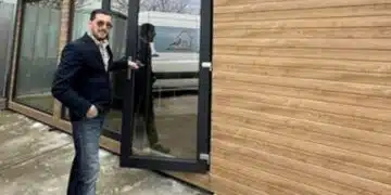 Победителят на Биг Брадър Марио започна да харчи наградата, но не за себе си, показа какво е взел с част от парите 14