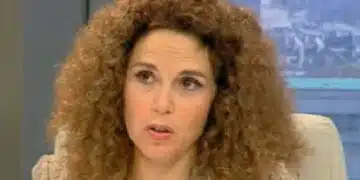 Журналистът Л. Панделиева с остър коментар: какво му трябва на днешното дете? Един вейп, една тротинетка и останалото е... статистика! 14