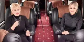 Певицата Николина Чъкърдъкова показа двуетажния си луксозен автобус с баня ВИДЕО 12