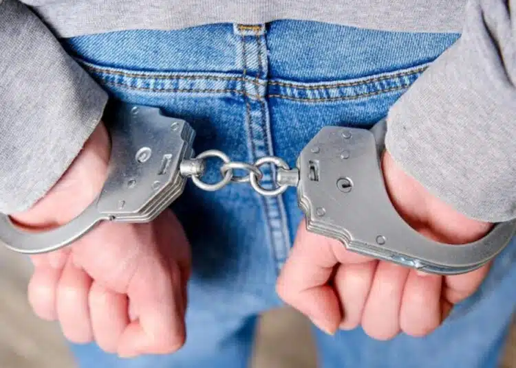 Арестуваха мъж заради ползване на фалшиви документи 1