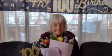 Баба Манда е на 100 години и сподели своята рецепта за дълголетие 12