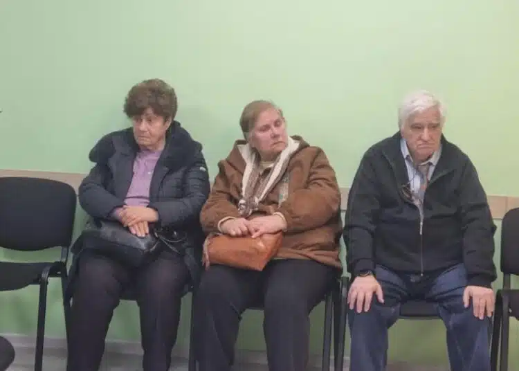 В наш град въведоха „умни гривни“ за възрастни хора: ето защо 1